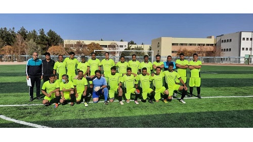 برگزاری مسابقه دوستانه فوتبال بین تیم های دانشگاه سیستان و بلوچستان و منتخب پیشکسوتان زاهدان
