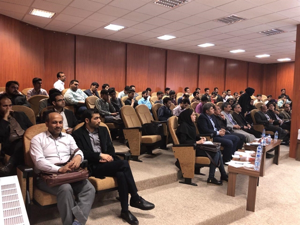 برگزاری افتتاحیه وبرنامه های نخستین روز همایش تحصیلات تکمیلی دانشکده مهندسی